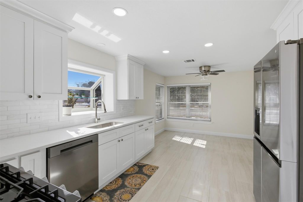 1600 E Messick LOOP, Round Rock, TX 78681