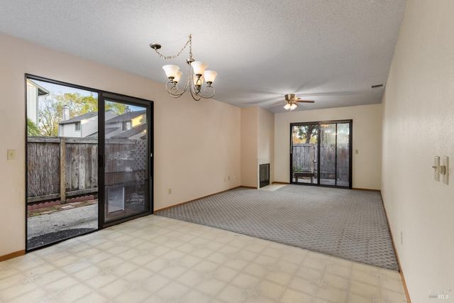 2312 Cross Ave, Santa Rosa, CA 95401