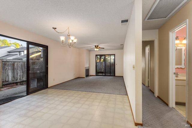 2312 Cross Ave, Santa Rosa, CA 95401