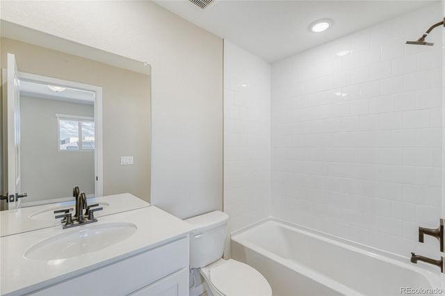 15343 W 68th Loop, Arvada, CO 80007