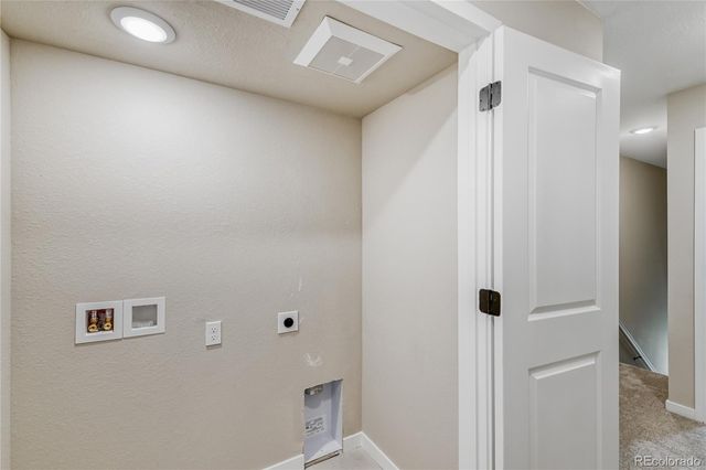 15343 W 68th Loop, Arvada, CO 80007