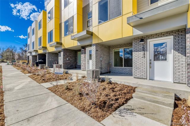 15343 W 68th Loop, Arvada, CO 80007