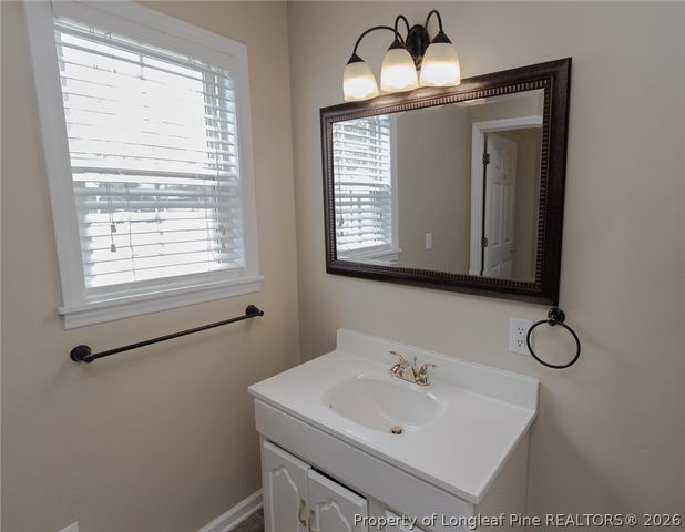 717 W Cutlar Street, St Pauls, NC 28384