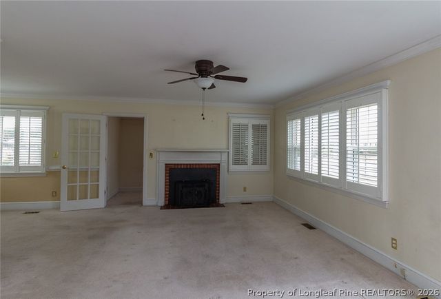 717 W Cutlar Street, St Pauls, NC 28384