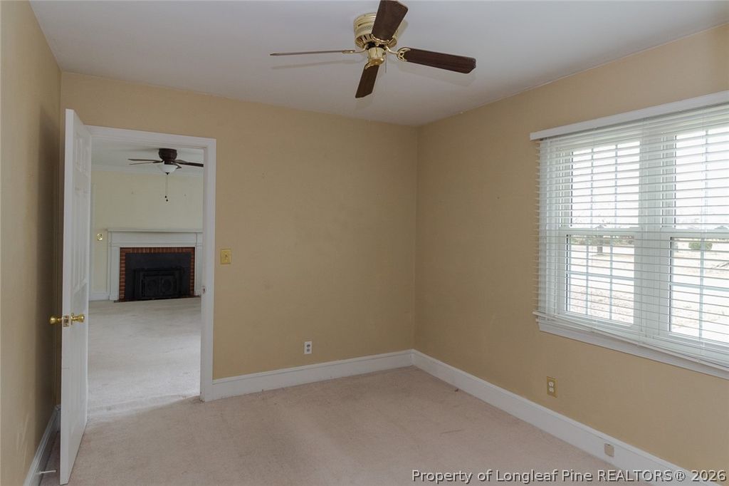 717 W Cutlar Street, St Pauls, NC 28384 — photo 17