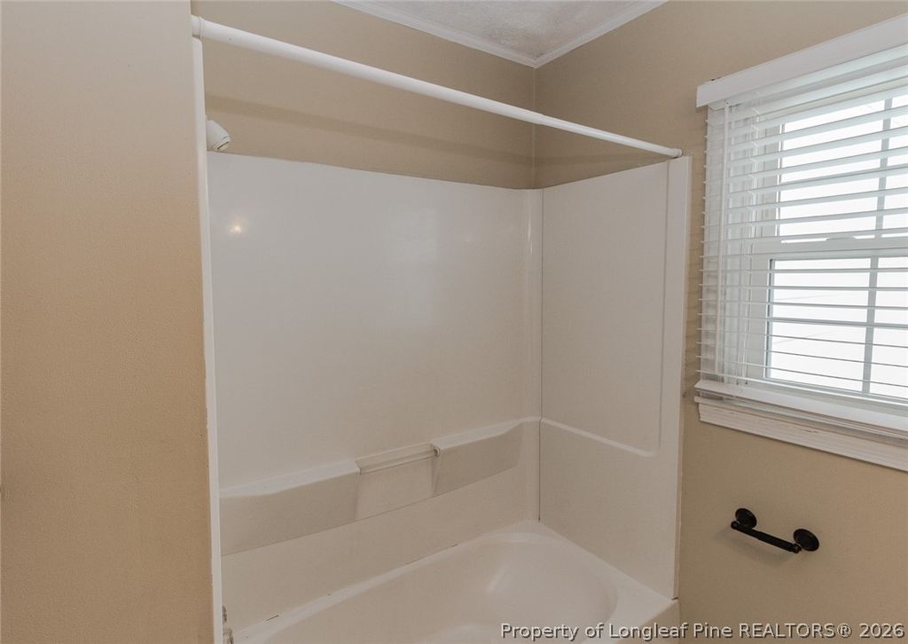 717 W Cutlar Street, St Pauls, NC 28384 — photo 22