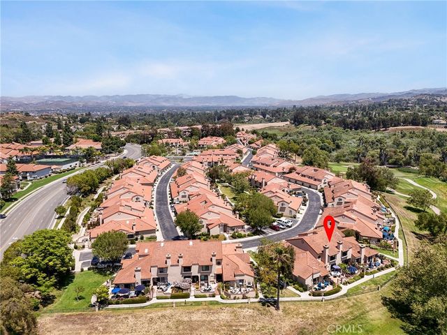 334 Country Club C, Simi Valley, CA 93065
