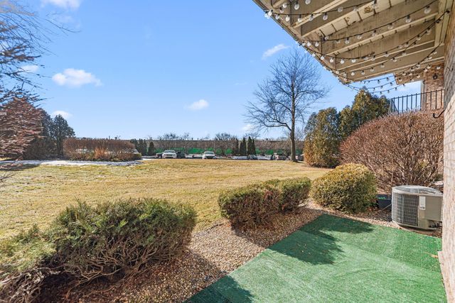 245 W Joliet Street 103, Schererville, IN 46375