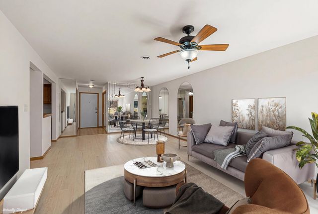 245 W Joliet Street 103, Schererville, IN 46375