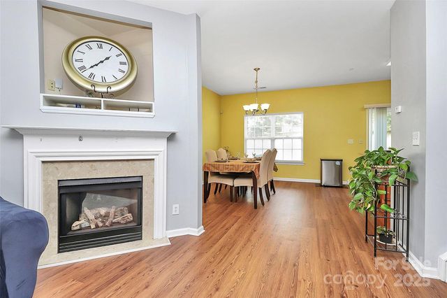2309 Calabassas Lane, Matthews, NC 28105