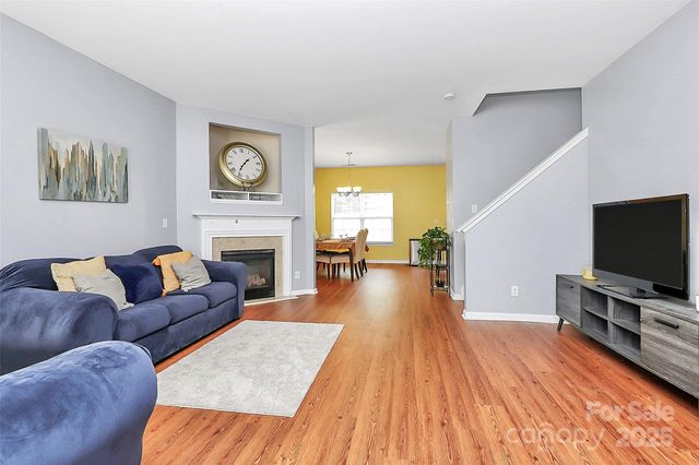 2309 Calabassas Lane, Matthews, NC 28105