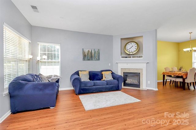 2309 Calabassas Lane, Matthews, NC 28105