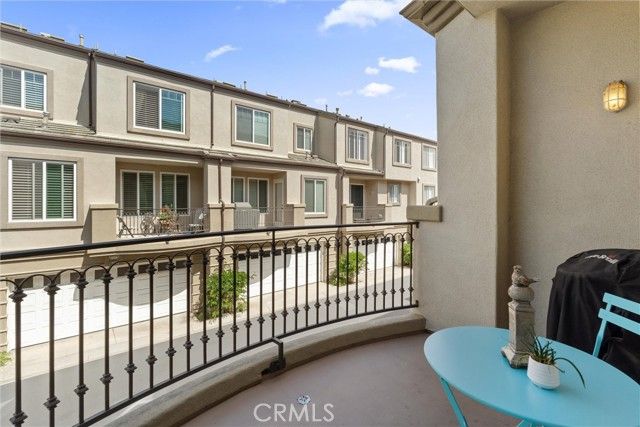 19271 Surfwave Drive, Huntington Beach, CA 92648