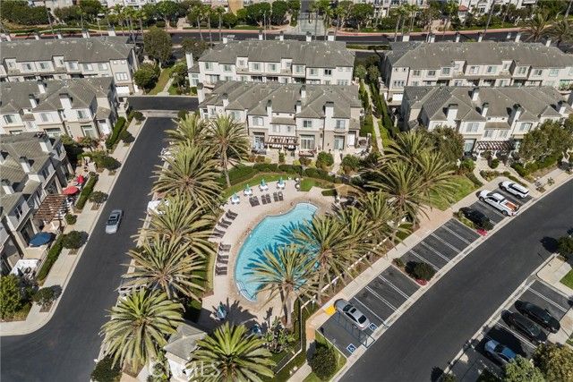 19271 Surfwave Drive, Huntington Beach, CA 92648