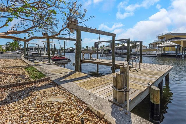 6321 BALBOA LANE, Apollo Beach, FL 33572