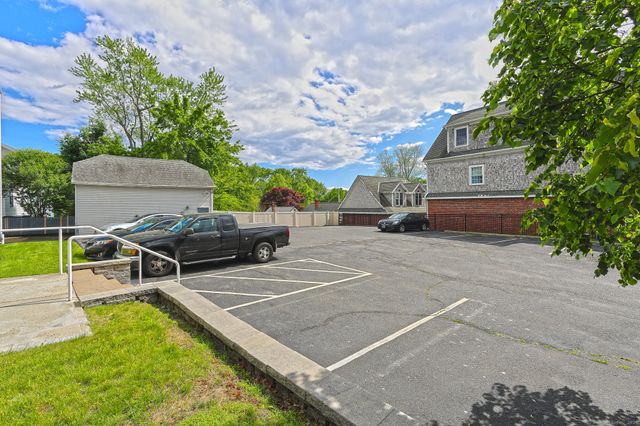 71 Bridgeport Avenue, Milford, CT 06460