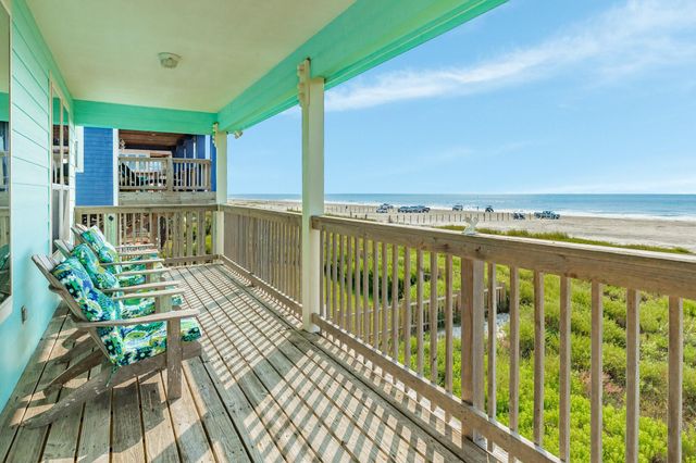 21514 Kennedy Drive, Galveston, TX 77554