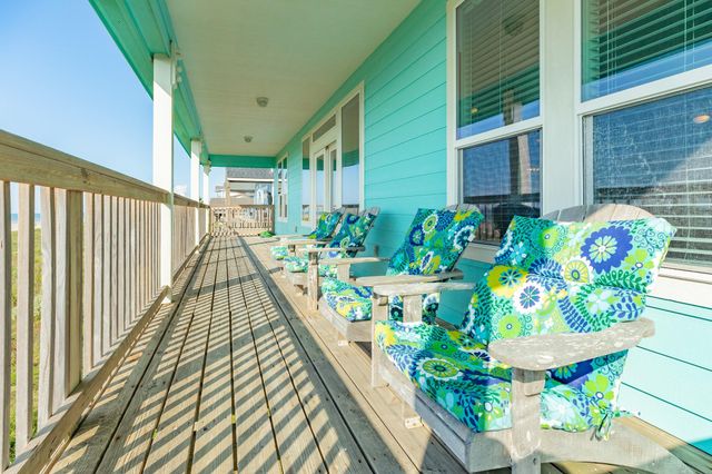 21514 Kennedy Drive, Galveston, TX 77554