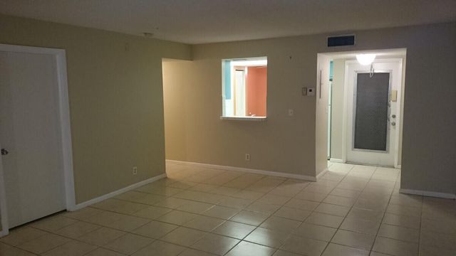 1060 NW 80th Avenue 104, Margate, FL 33063