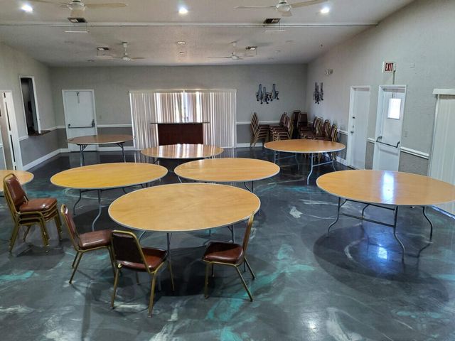 1060 NW 80th Avenue 104, Margate, FL 33063