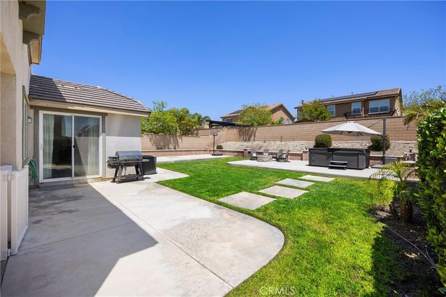 5377 Strawberry, Fontana, CA 92336