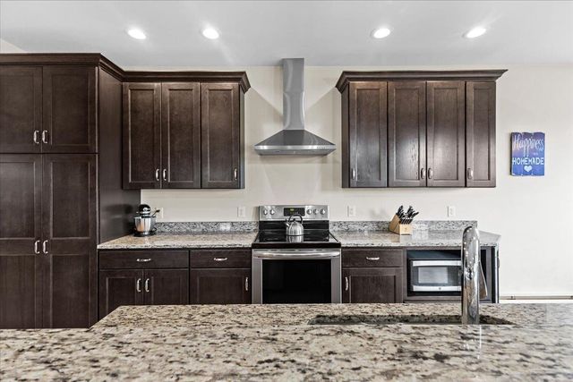 28 Rileys Way, Highgate, VT 05459