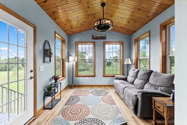 28 Rileys Way, Highgate, VT 05459