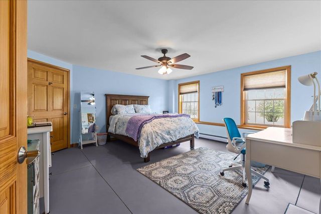 28 Rileys Way, Highgate, VT 05459