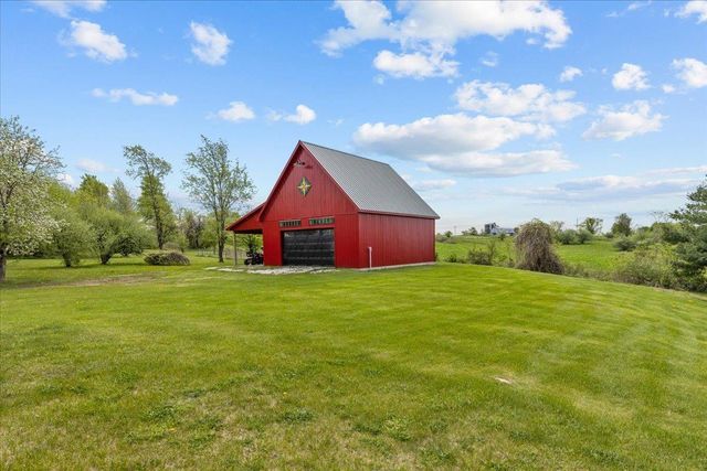 28 Rileys Way, Highgate, VT 05459