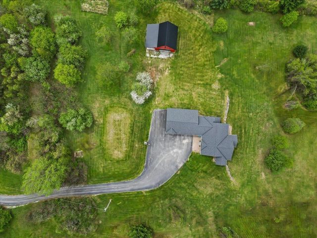 28 Rileys Way, Highgate, VT 05459