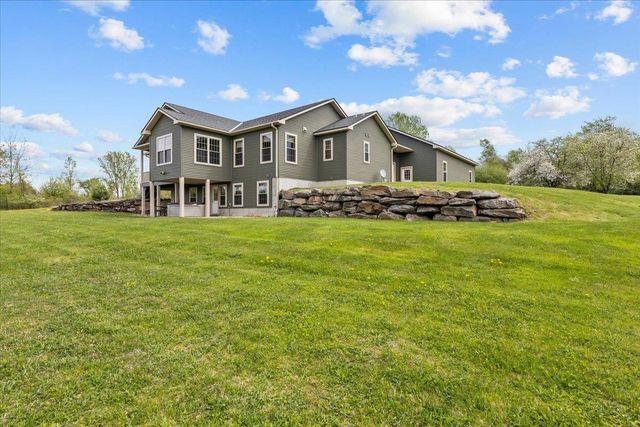 28 Rileys Way, Highgate, VT 05459