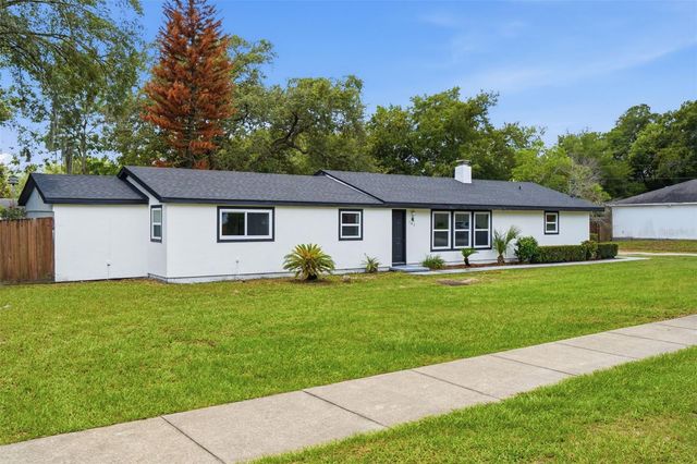147 COLOMBA ROAD, Debary, FL 32713