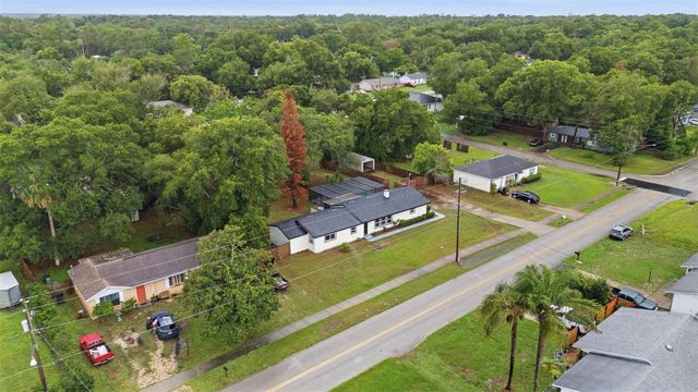 147 COLOMBA ROAD, Debary, FL 32713
