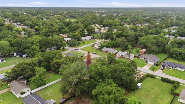 147 COLOMBA ROAD, Debary, FL 32713