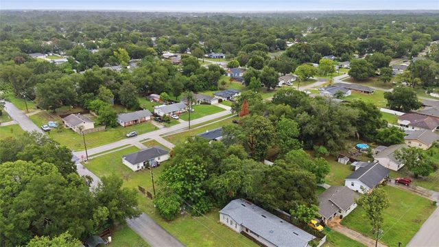 147 COLOMBA ROAD, Debary, FL 32713