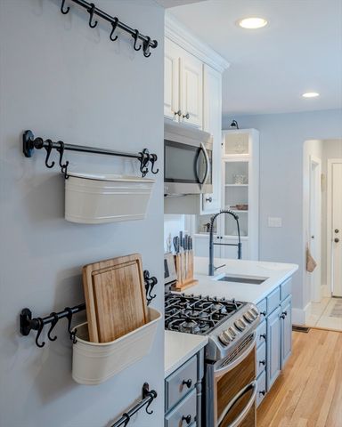 576 Walpole St, Norwood, MA 02062