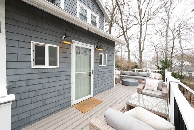 576 Walpole St, Norwood, MA 02062