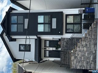 88 N 7th, Paterson, NJ 07522