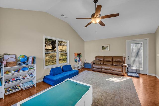 6225 S Port Drive, Flowery Branch, GA 30542