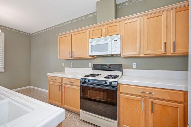 2647 1st St, Lincoln, CA 95648