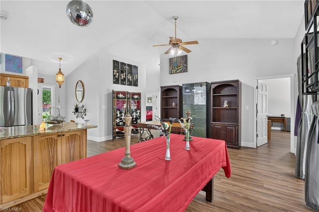 2581 4th AVE NE, Naples, FL 34120