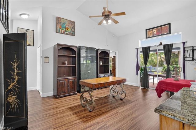 2581 4th AVE NE, Naples, FL 34120
