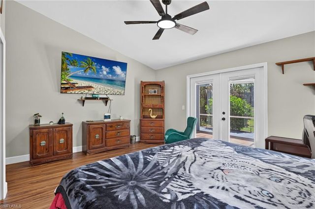 2581 4th AVE NE, Naples, FL 34120