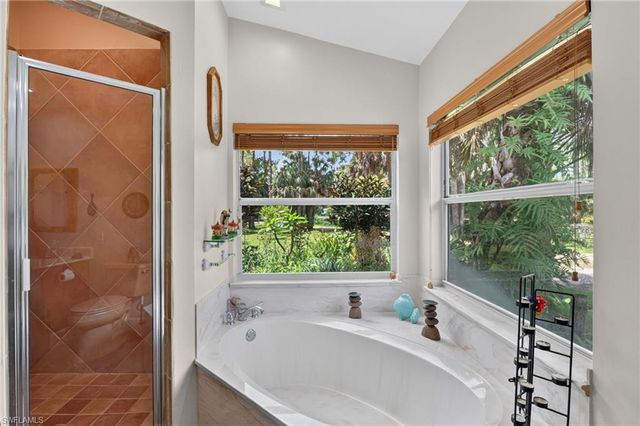2581 4th AVE NE, Naples, FL 34120