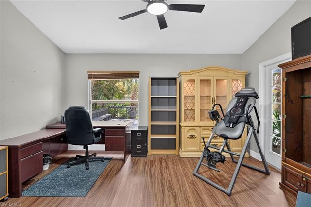 2581 4th AVE NE, Naples, FL 34120