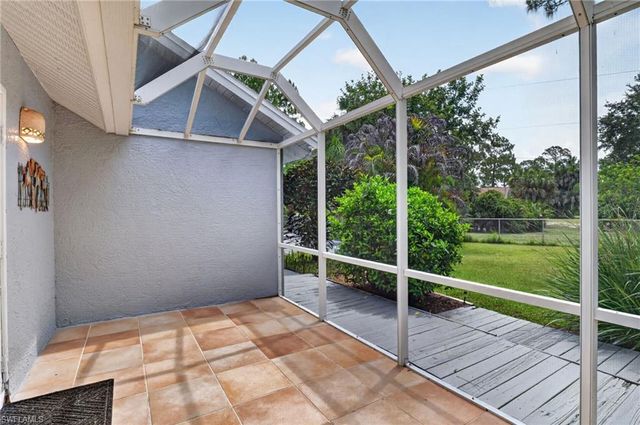 2581 4th AVE NE, Naples, FL 34120