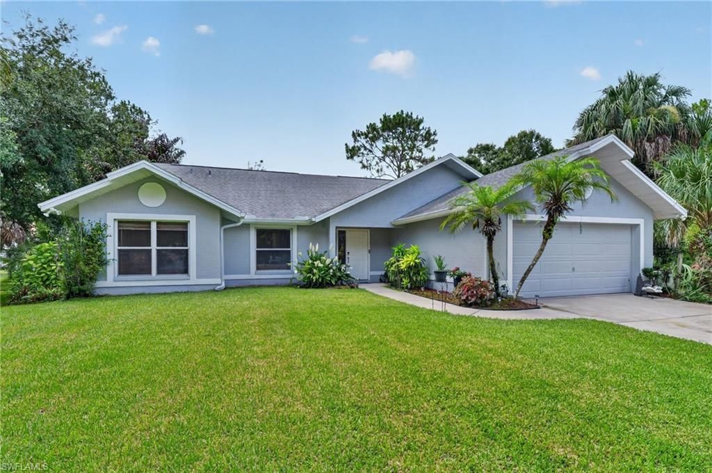 2581 4th AVE NE, Naples, FL 34120