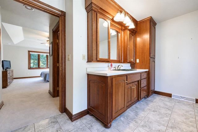2879 SWEETFERN DRIVE, Green Bay, WI 54313