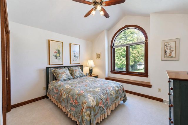 2879 SWEETFERN DRIVE, Green Bay, WI 54313