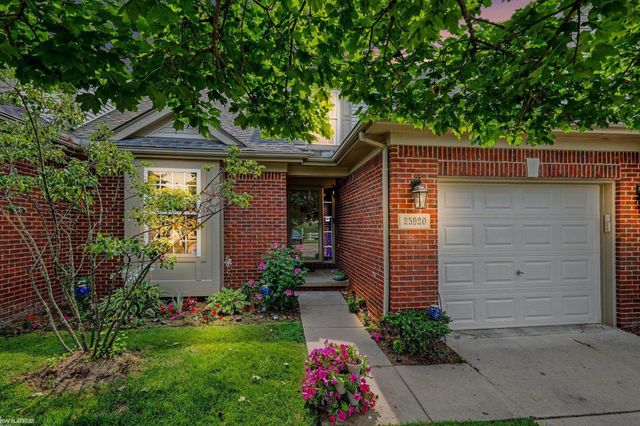 25920 Ashby Drive, Harrison Twp, MI 48045